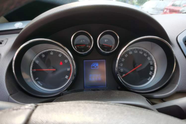 Used Buick Regal 2010 2.0L Expo Edition Instrument Cluster