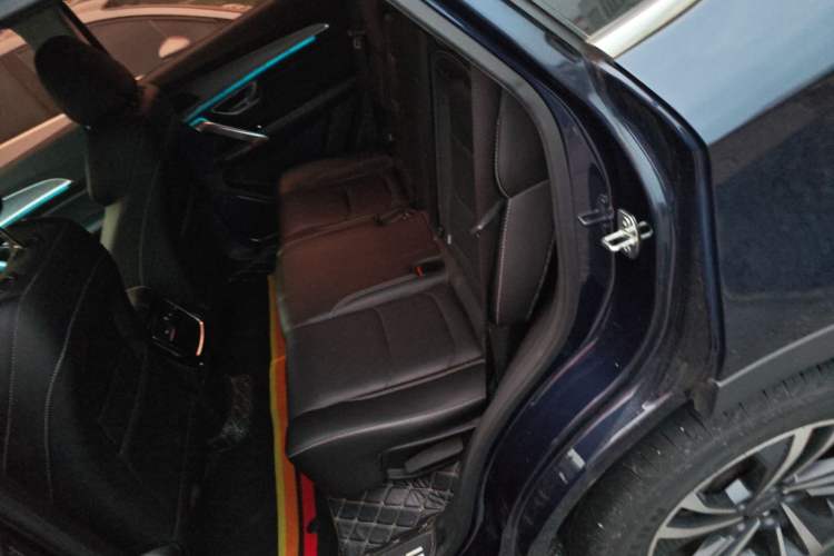 Used JETOUR X70 PLUS 2021 1.5T DCT Mountain 5-Seater
