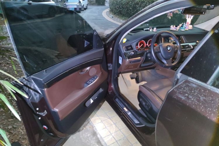 Used BMW 5 Series GT 2015 535i Luxury Edition
