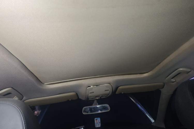 Used Audi Q5 2012 2.0TFSI Technology Model Headliner