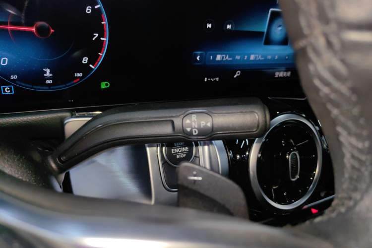 Used Mercedes-Benz GLB 2023 Refreshed GLB 200 Dynamic Edition
