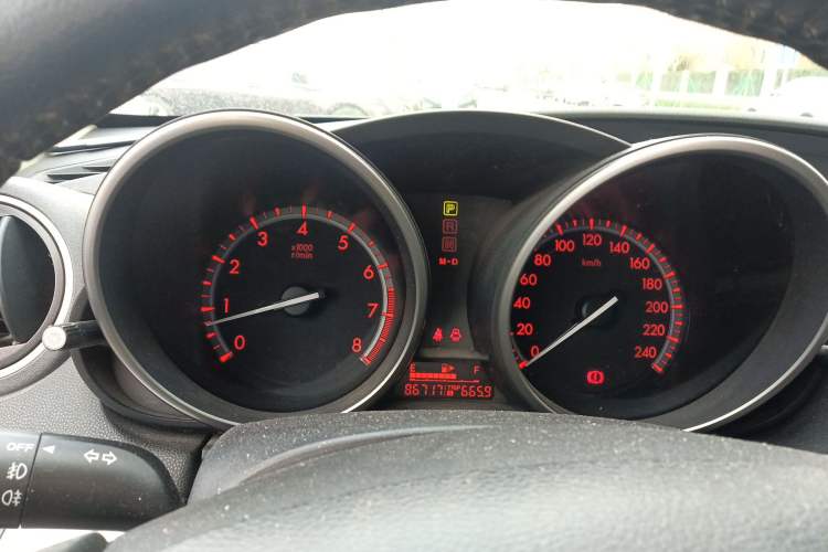 Used Mazda 3 2012 Hatchback 2.0L Automatic Luxury Model
