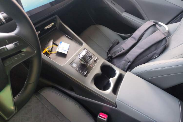 Used BYD Qin PLUS 2025 DM-i Smart Drive 55KM Leading Model
