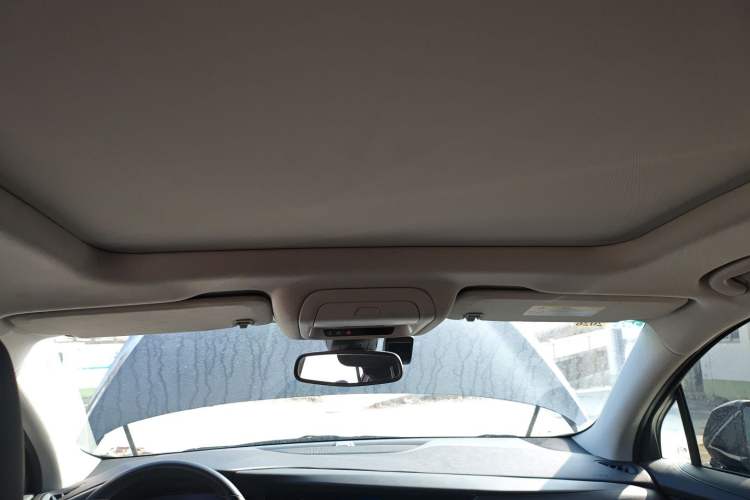 Used Buick Enclave 2022 652T Two-Wheel-Drive Prestige 7-Seater Headliner