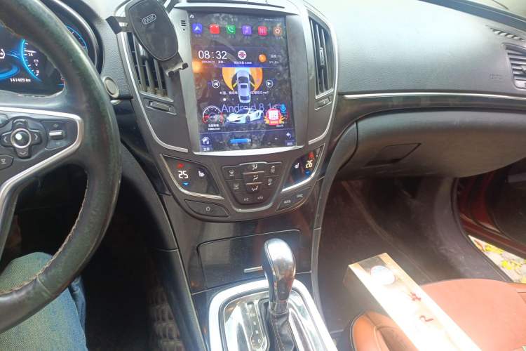 Used Buick Regal 2015 1.6T Elite Tech Model Audio And AC Panel