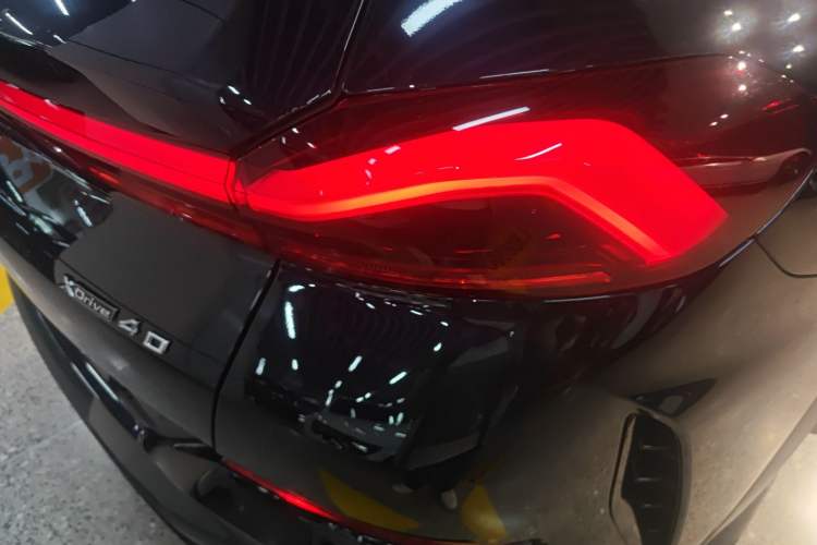 Used BMW X6 2022 Second Facelift xDrive40i M Sport Package Exterior 3