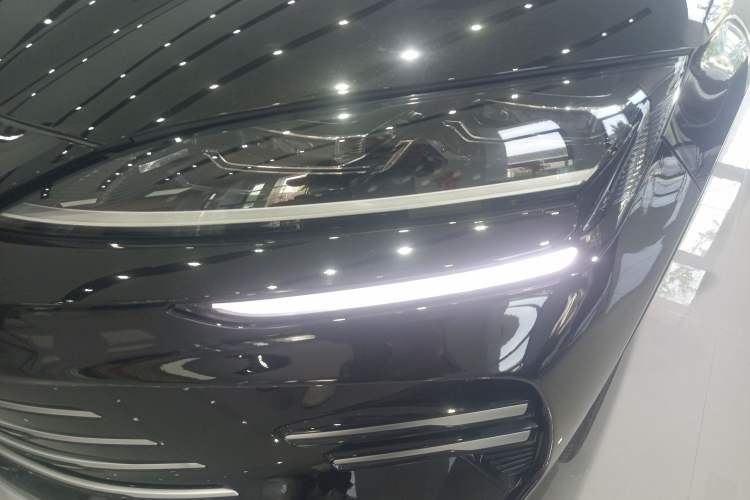 Used BYD Song PLUS New Energy 2025 DM-i 112KM Prestige Model Left Front Headlight