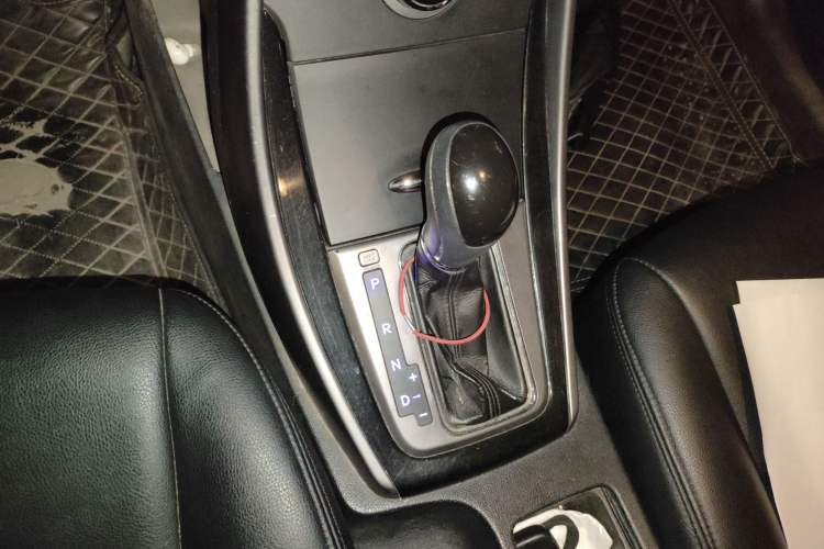 Used Hyundai Elantra (5th Generation / Langdong) 2013 1.6L Automatic Leading Model