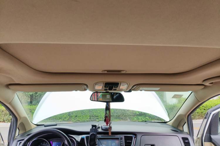 Used Kia Carnival 2015 3.3 GDI Luxury Edition China V Standard Headliner