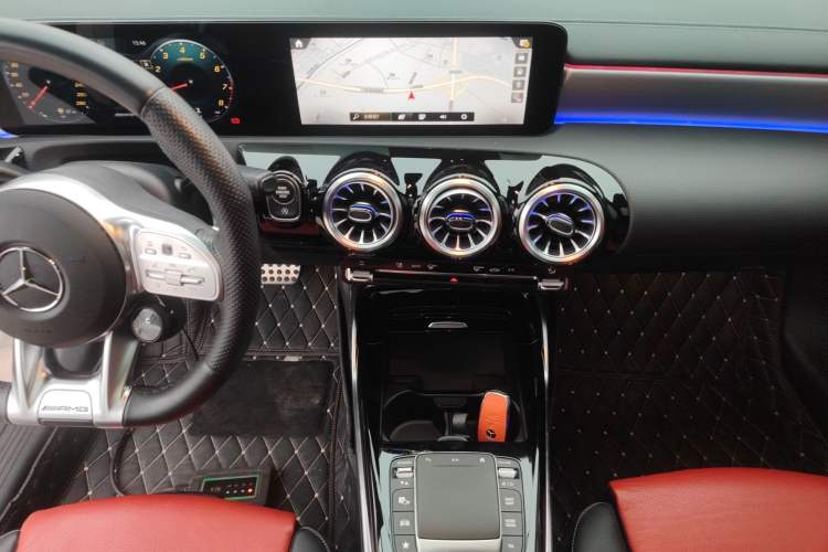 Used Mercedes-Benz A AMG 2022 AMG A 35 4MATIC
