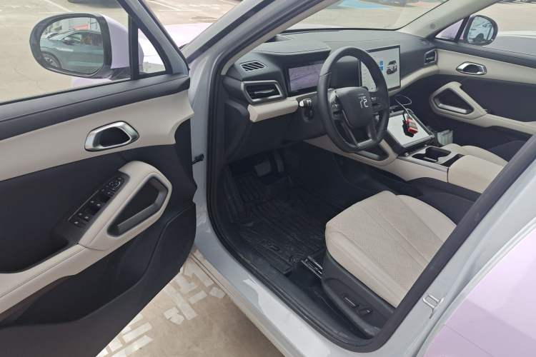 Used BYD Yuan UP 2025 Intelligent Driving Version 401 km Beyond-Range Edition