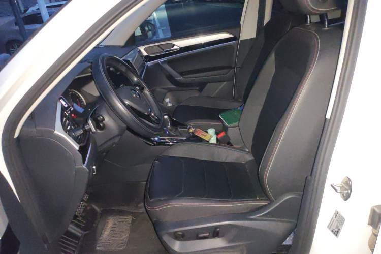 Used Volkswagen Tayron 2019 330TSI Two-Wheel Drive Luxury Model China VI Standard