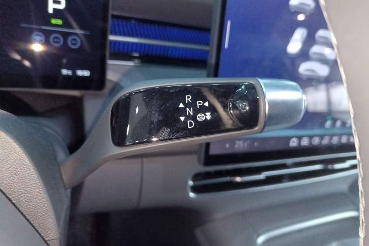 Used XPeng G6 2025 625 Long-Range Max Flagship Edition