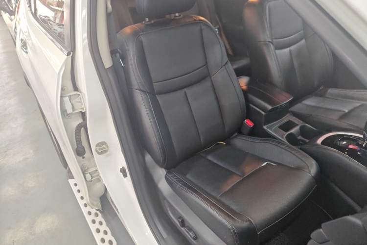 Used Nissan X-Trail 2021 2.0L CVT 2WD XL Premium Commemorative Edition Right Front Seat