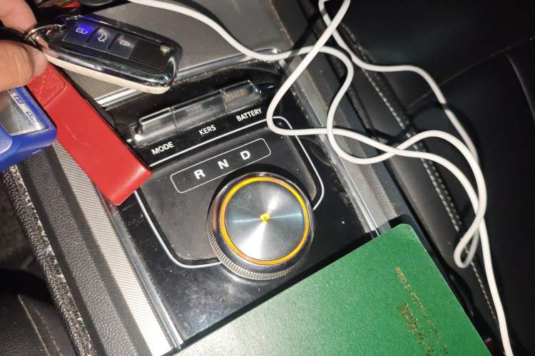 Used Roewe i6 New Energy 2017 45T Hybrid Connect & Smart Enjoyment Edition Gear Lever