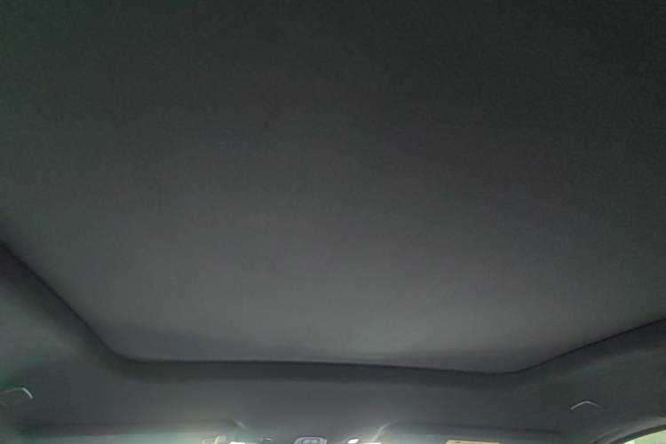 Used Nio ES6 2024 75 kWh Headliner