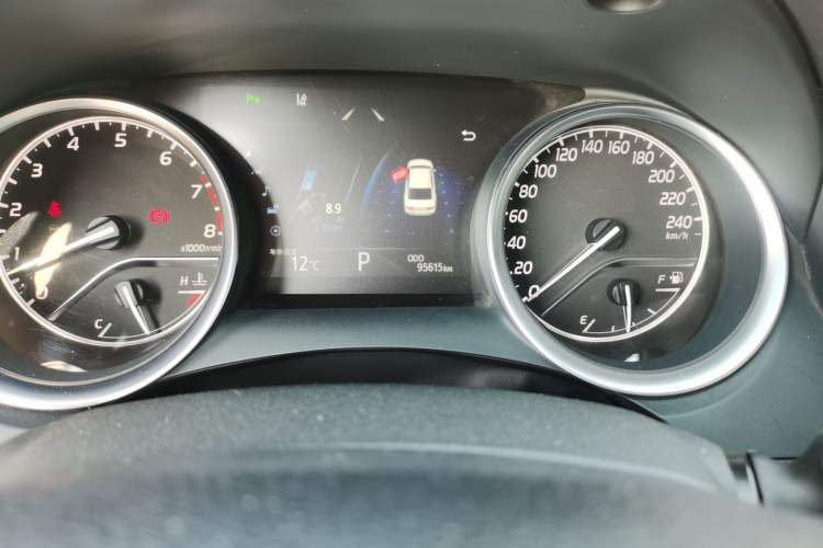 Used Toyota Camry 2018 2.5G Luxury Edition
