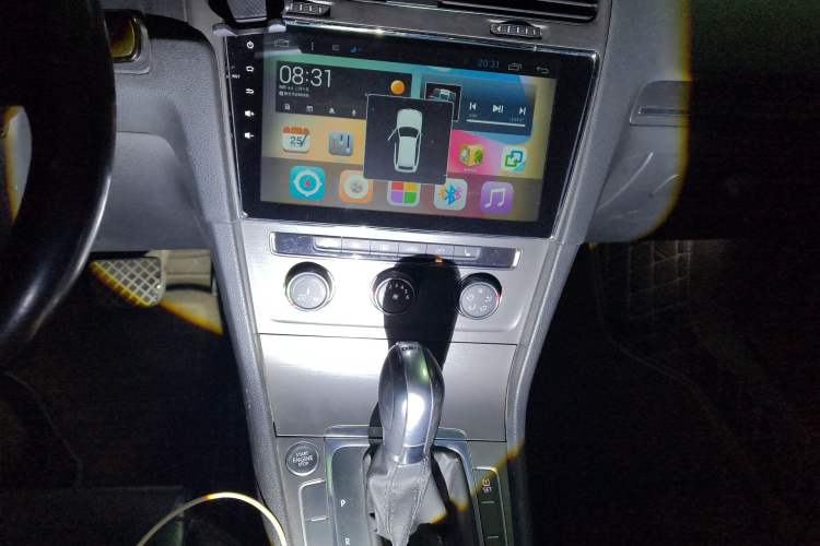 Used Volkswagen Golf 2015 1.4TSI Automatic Luxury Model
