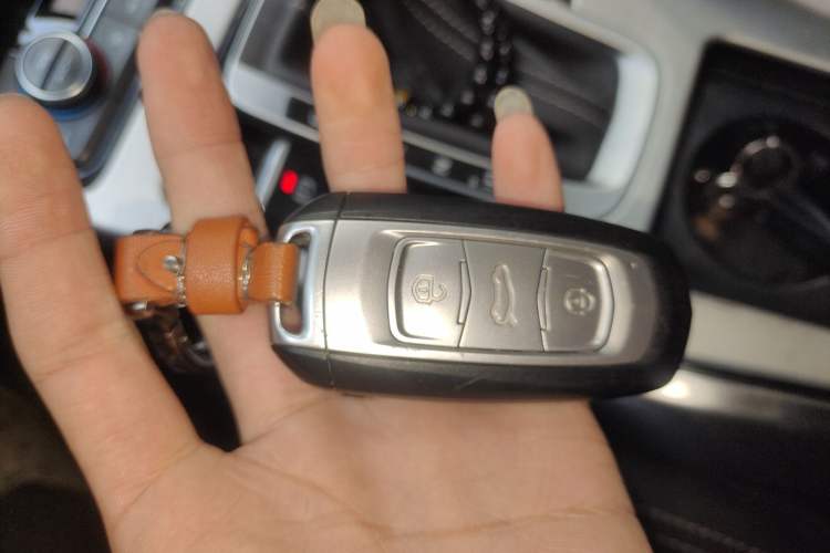 Used Geely Auto Emgrand X7 Sport 2016 1.8TD Automatic Smart Model