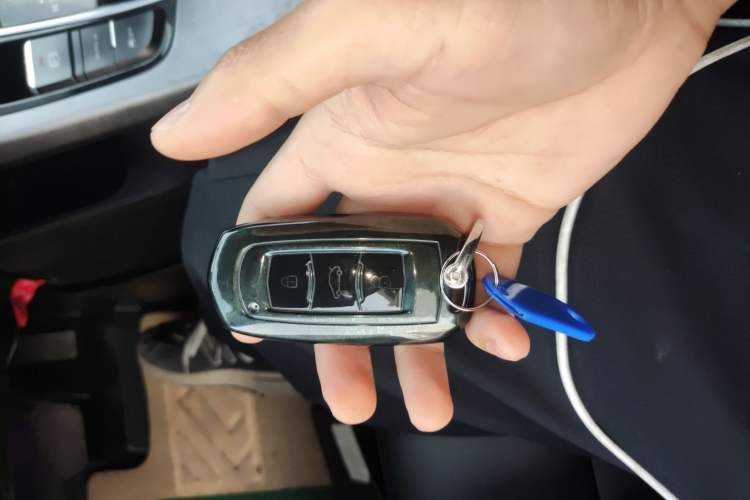 Used Geely Auto Emgrand X7 Sport 2021 Million Edition 1.8TD DCT Two-Wheel Drive Comfort Model Interior 1