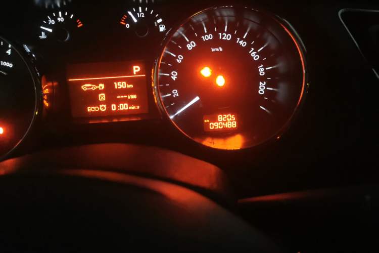 Used Peugeot 3008 2016 1.6THP Automatic Prestige Edition Odometer Close Up