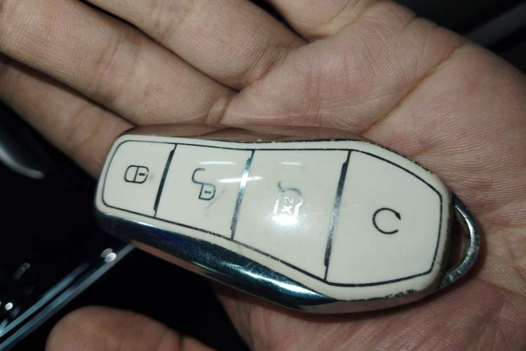 Used BYD Tang New Energy 2024 EV Champion Edition 600KM Deluxe Model Vehicle Key