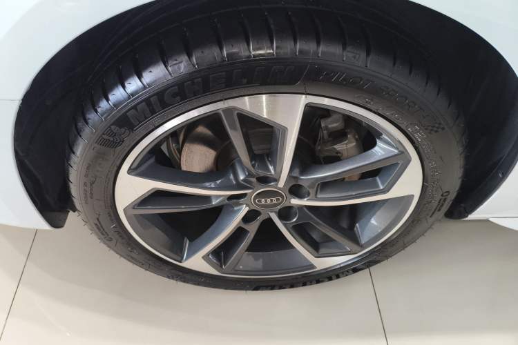 Used Audi A4L 2022 40 TFSI Fashion Dynamic Model
