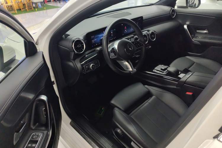 Used Mercedes-Benz A-Class 2023 A 200 L Dynamic Model
