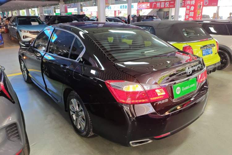 Used Honda Accord 2015 2.0L LX Comfort Edition