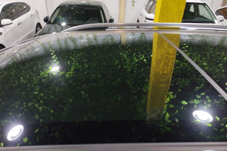 Used Volkswagen Tiguan L 2019 Revised 330TSI Automatic Two-Wheel Drive Smart & Luxury Edition China VI Standard