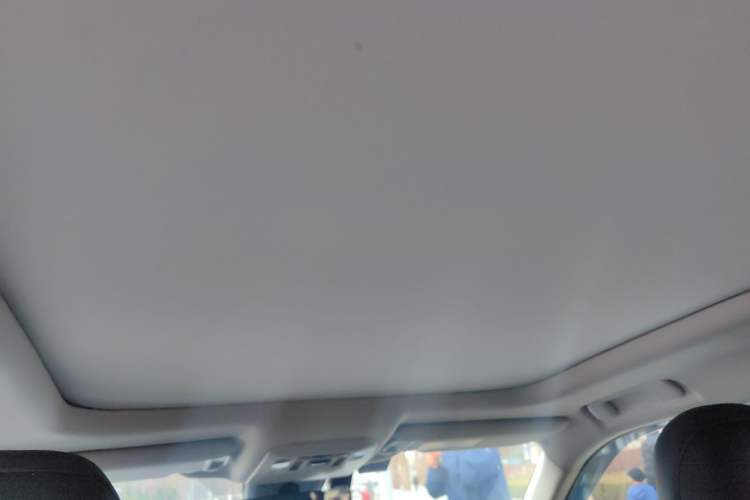 Used Toyota Highlander 2023 2.5L Smart Electric Hybrid Dual-Engine Four-Wheel Drive Prestige Version – 7 Seats Headliner