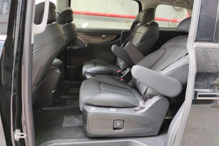 Used FORTHING Xinghai V9 2026 Model, Smart Enjoyment Series, 200km Flagship Edition
