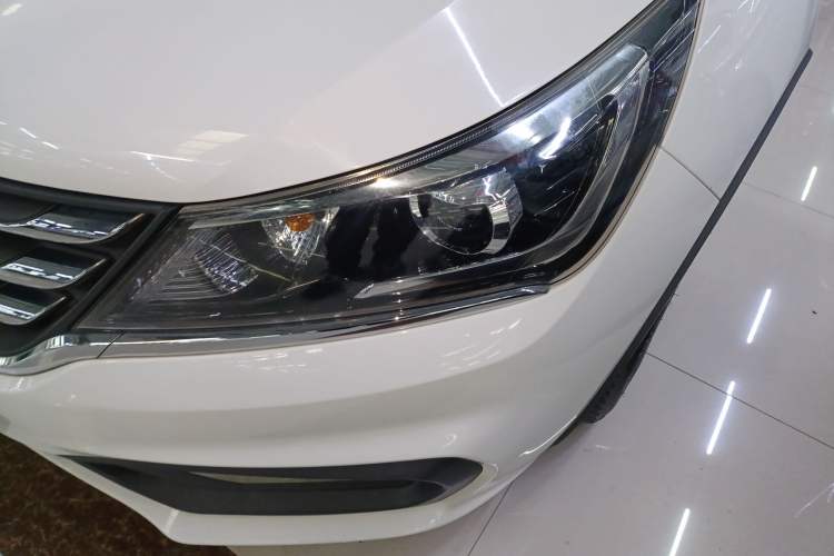 Used Baojun 310W 2017 1.5L Manual Comfort Version China V