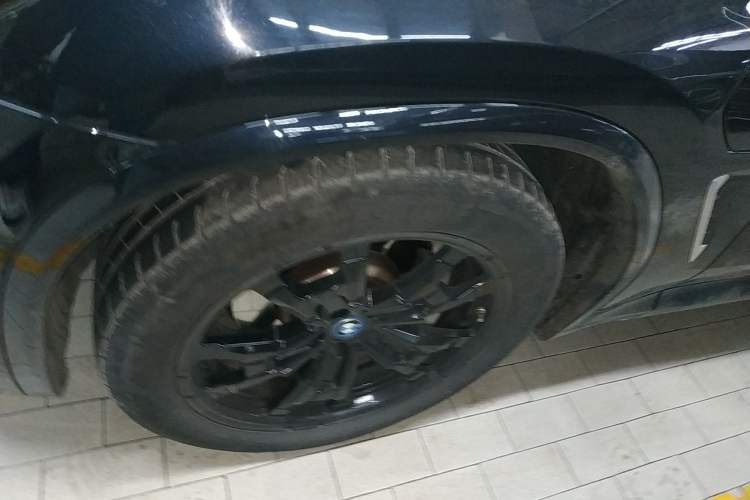 Used BMW iX3 2022 Leading Model Exterior 4