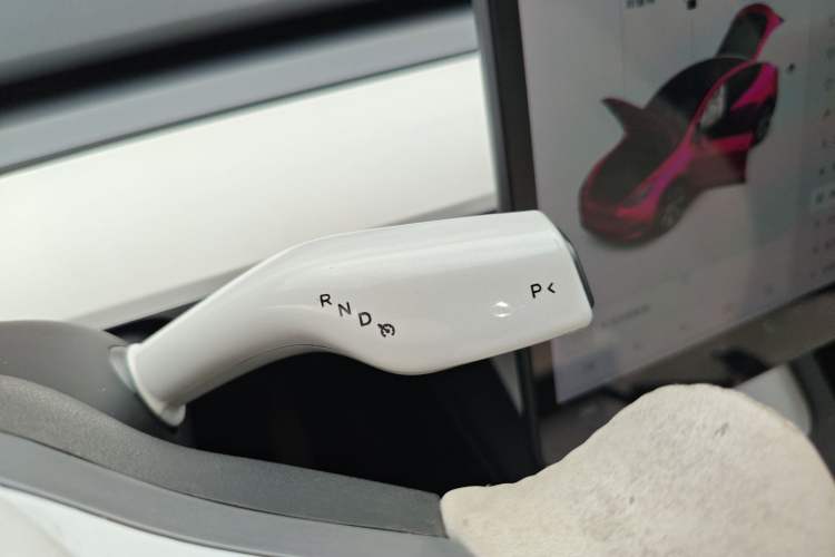 Used Tesla Model Y 2021 Standard Range Rear-Wheel Drive Version Gear Lever