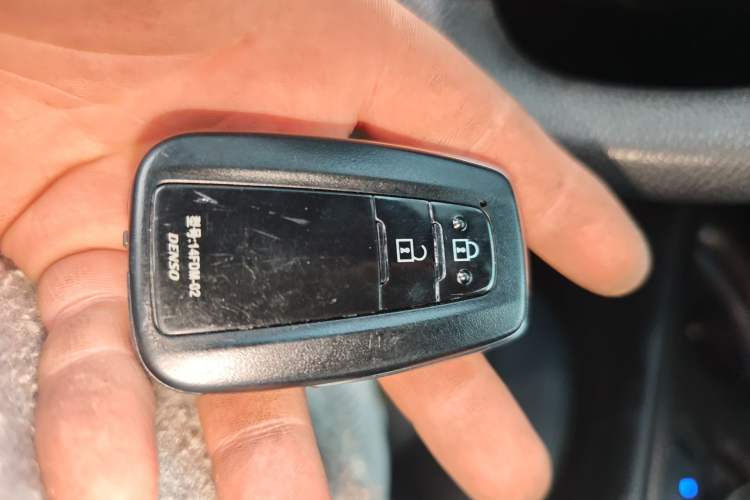 Used Toyota IZOA 2020 2.0L Enjoy Edition Vehicle Key