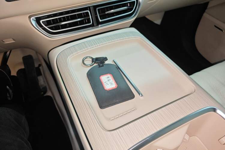 Used Deepal S09 2025 Four-Wheel Drive Ultra+ Custom Edition