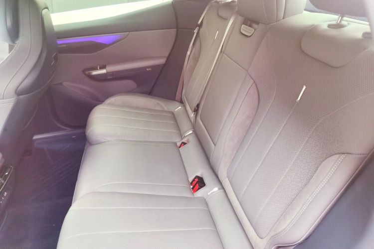 Used Lynk & Co 07 2024 EM-P 126 Long-Range Ultra
