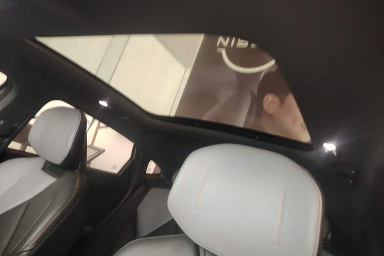 Used CHANGAN UNI-V 2022 1.5T Prestige Version Headliner