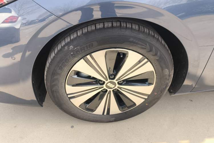 Used Geely Galaxy A7 2025 Model EM-i 150km Exploration+ Edition