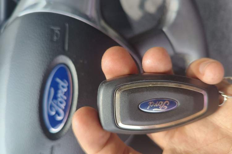 Used Ford Kuga 2015 2.0L GTDi Four-Wheel-Drive Sport Model Vehicle Key