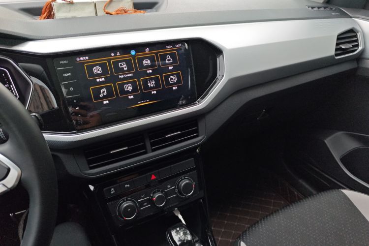 Used Volkswagen Tacqua 2021 280TSI DSG R-Line Connected Version
