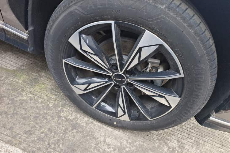 Used Roewe RX5 New Energy 2023 eRX5 Super Hybrid Premium Edition Right Front Wheel Hub