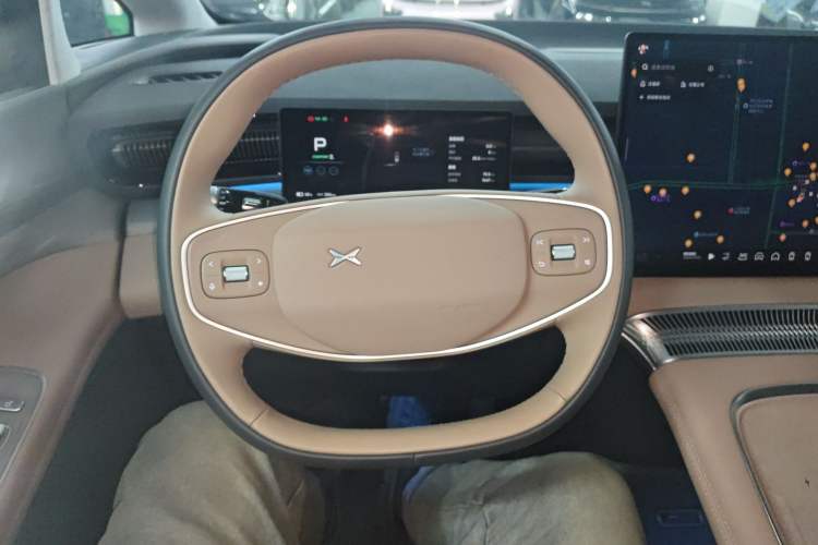 Used XPeng X9 2025 740 Ultra-Long Range Max
