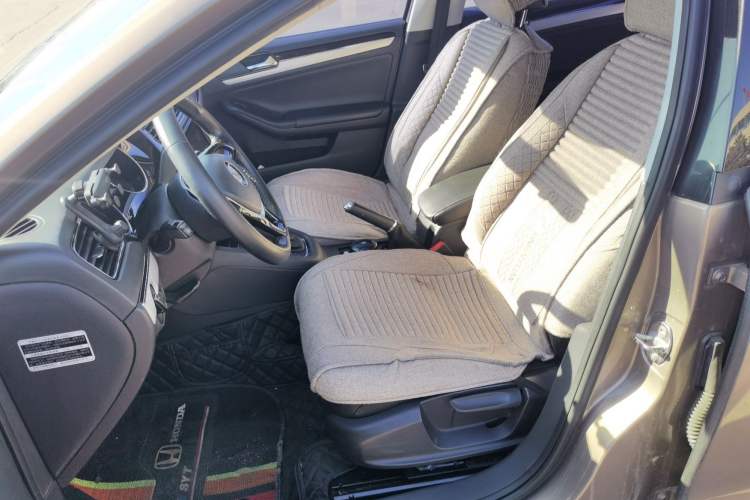 Used Volkswagen Sagitar 2015 1.6L Automatic Comfort Model