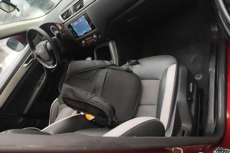 Used Qoros 5 2017 1.6T Automatic Prestige Model
