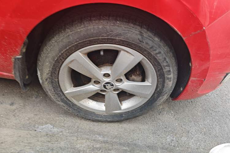 Used Skoda Rapid Spaceback 2014 1.6L Manual Enjoyment Edition
