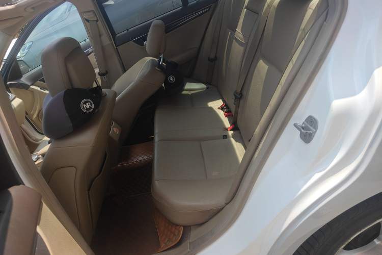 Used Mercedes-Benz C-Class 2013 C 260 CGI Elegant Model