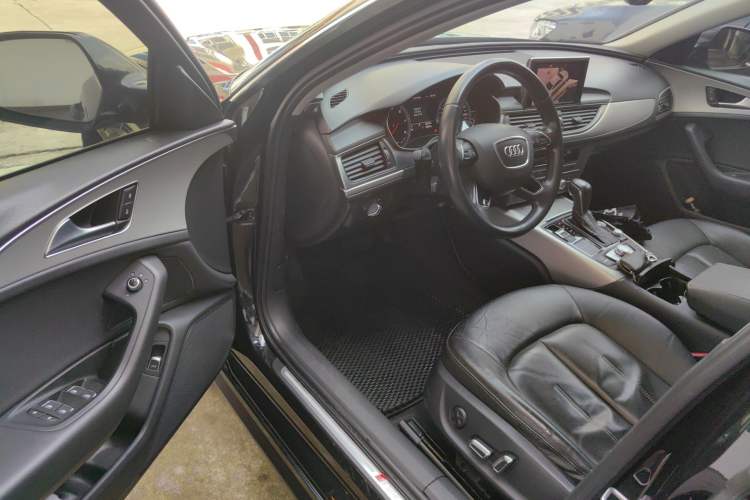 Used Audi A6L 2018 30th Anniversary Edition 35 TFSI Fashion Model
