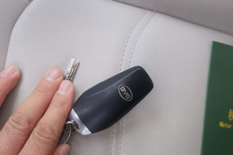 Used BYD Yuan Pro 2021 401 km Luxury Version Vehicle Key